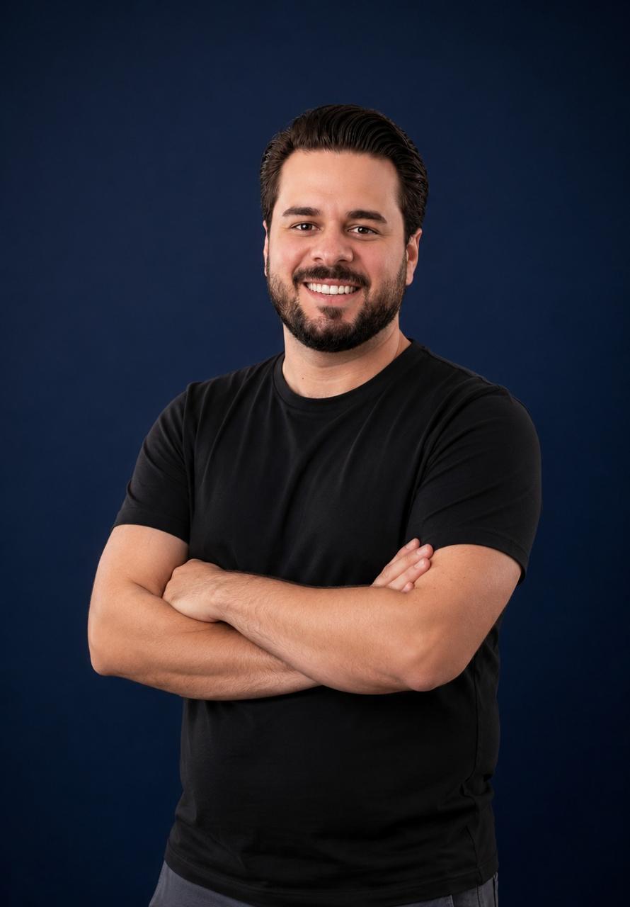 Dr. Vinicius Lucas - Laminados Cerâmicos e Odontologia estética em Campo Grande
